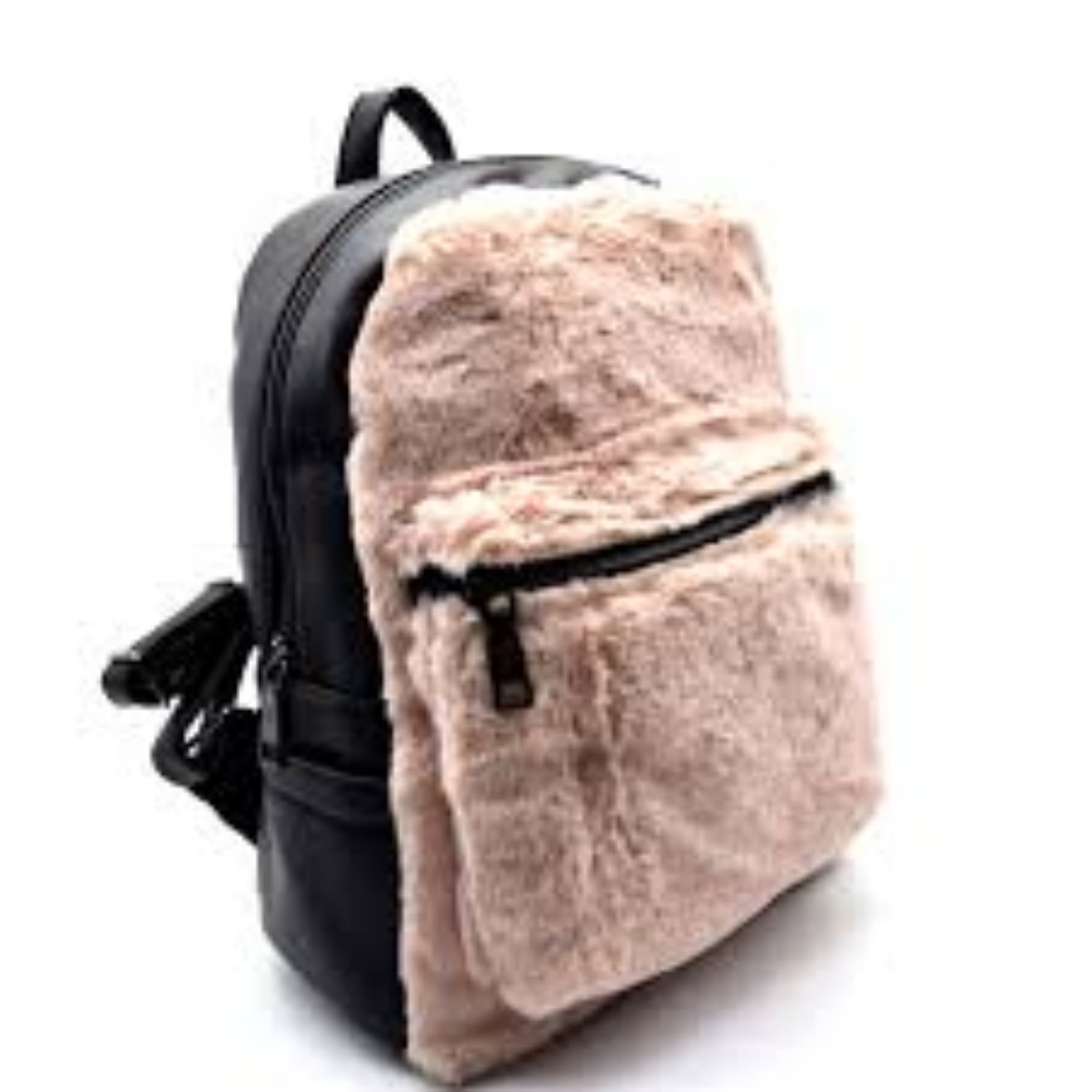 Faux Fur Backpack 🔥 🔥